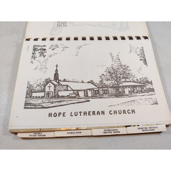 Expressions Hope Lutheran Church Cookbook Dearborn, Michigan-1979 - Picture 5 of 16